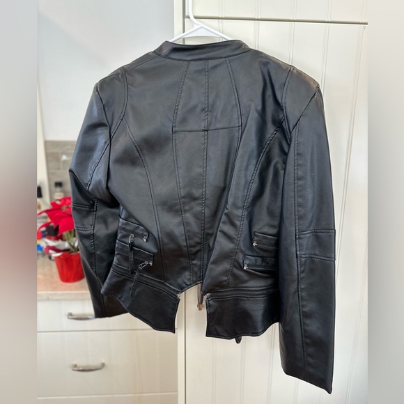 Leather Jacket - Picture 2 of 7